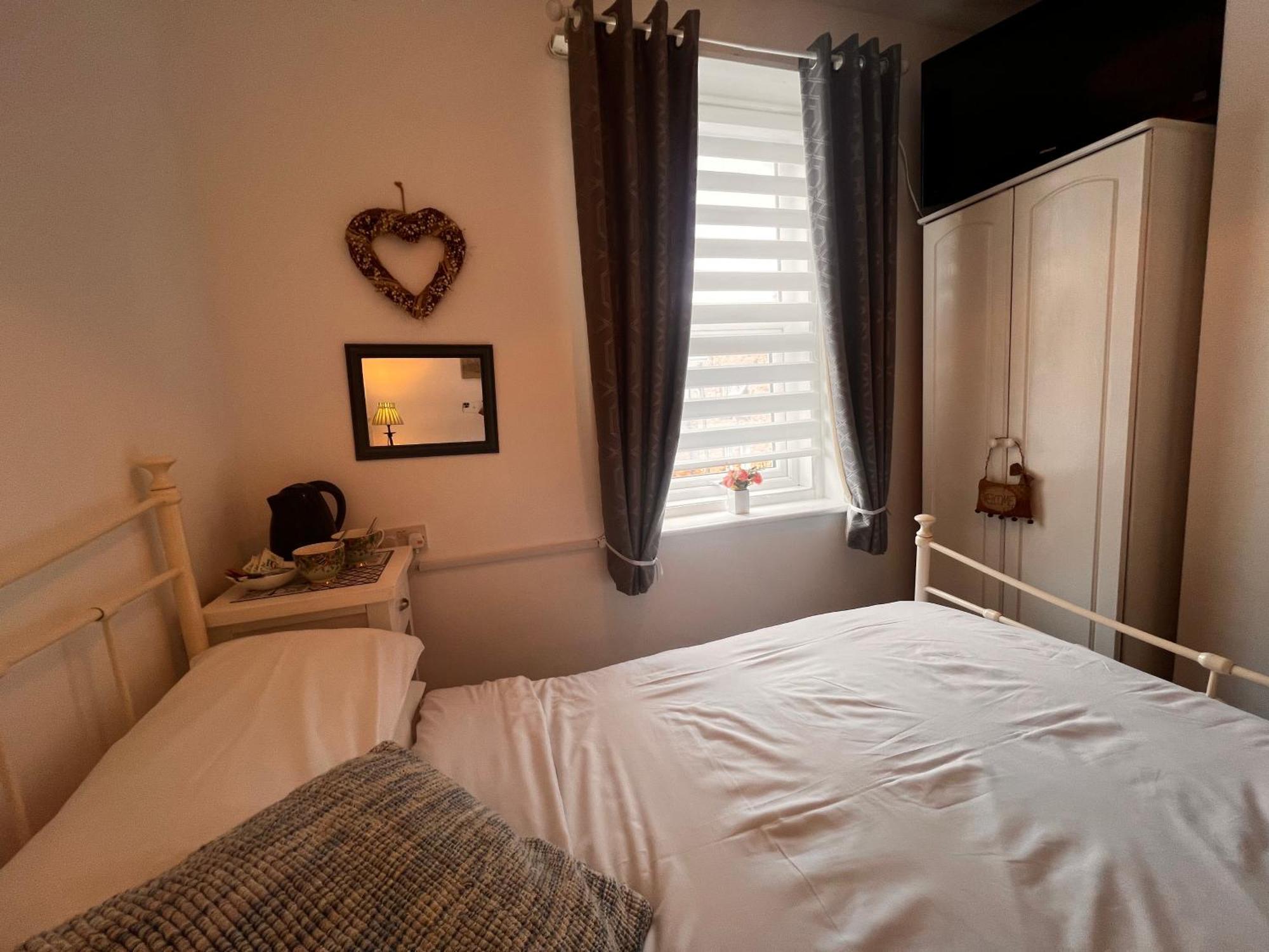 North Sands Lodge Скарборо Екстер'єр фото